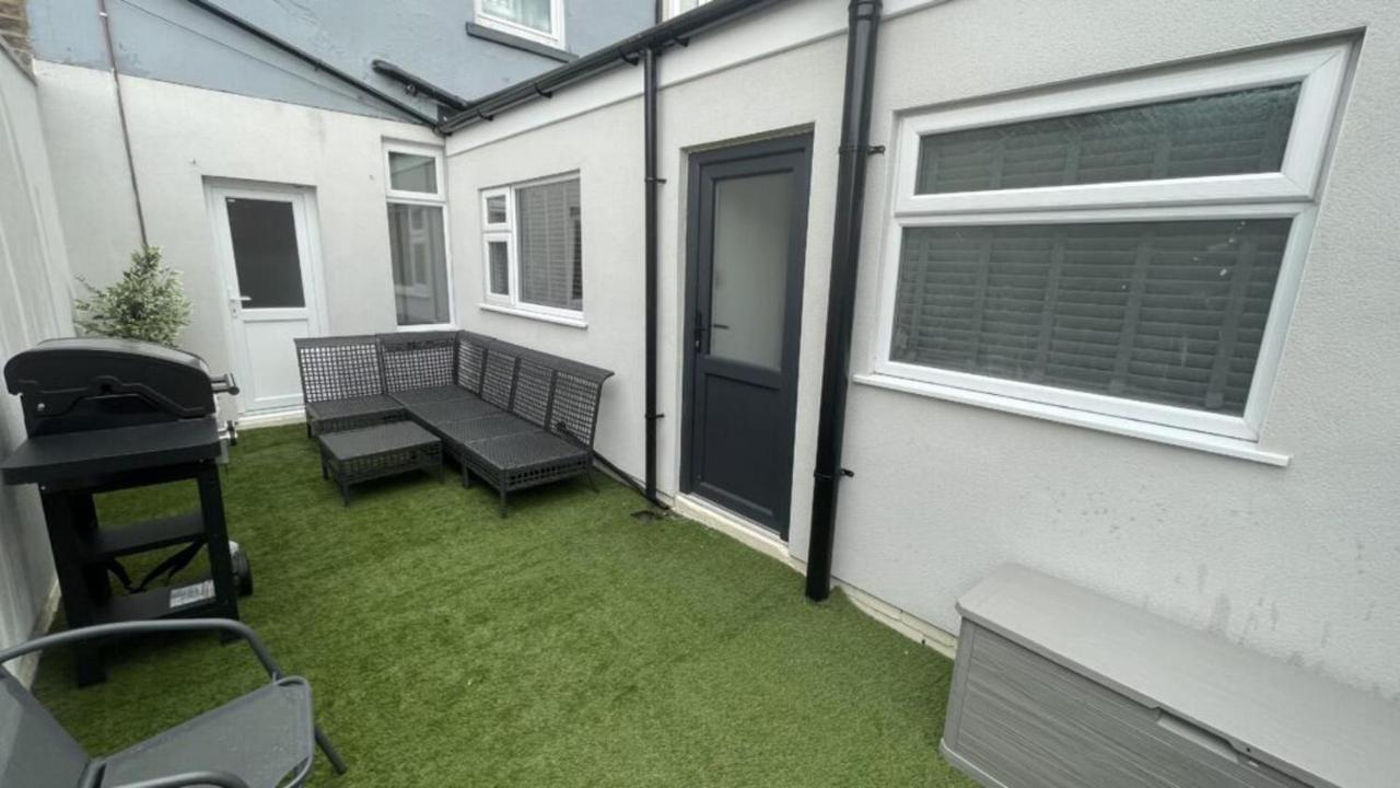 House Located Centrally For Up To 8 Guests 스카버러 외부 사진